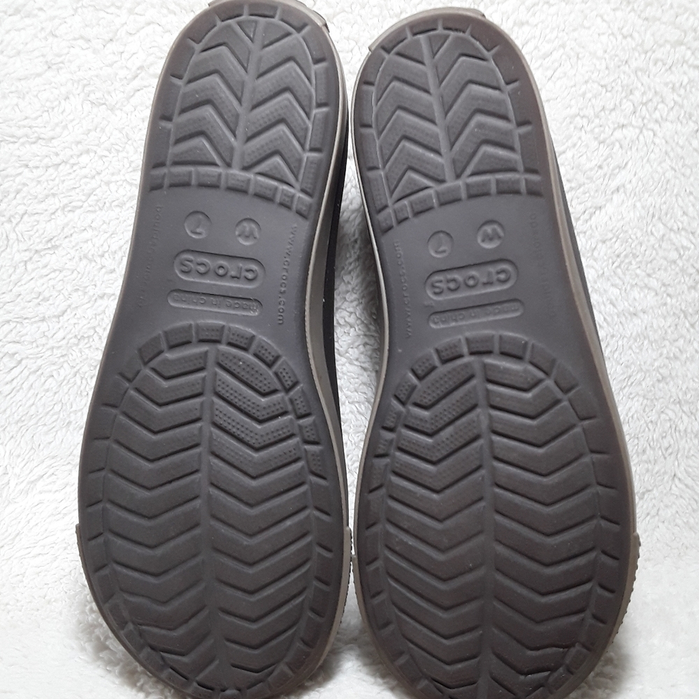 CROCS Brown Flats Size 7 - Picture 9 of 10